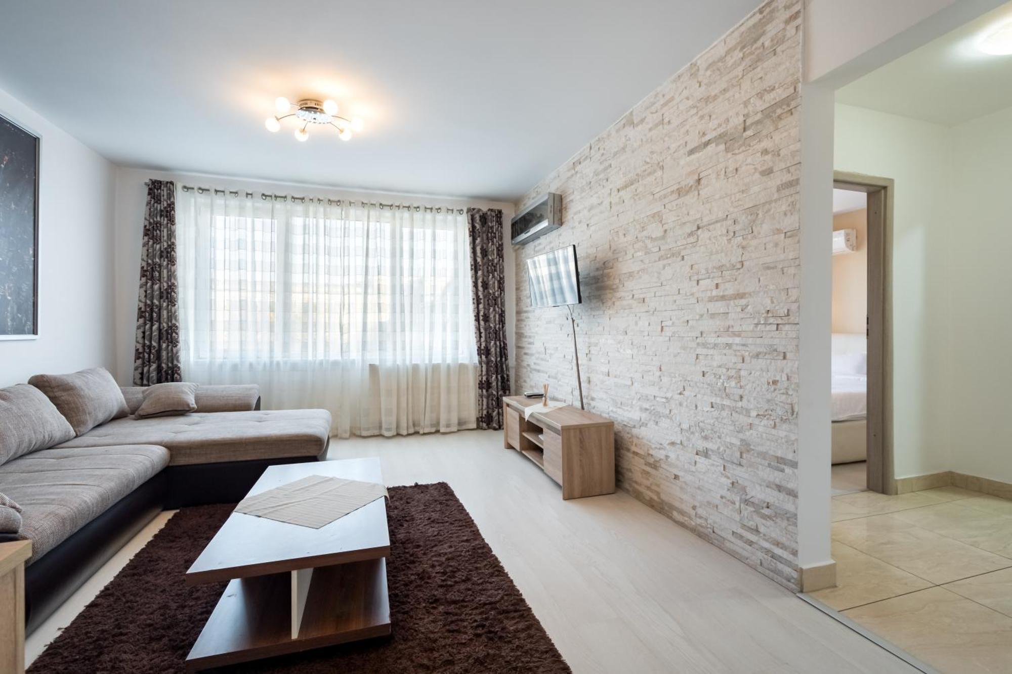 Top Location With Iconic View - Sala Palatului Букурещ Екстериор снимка