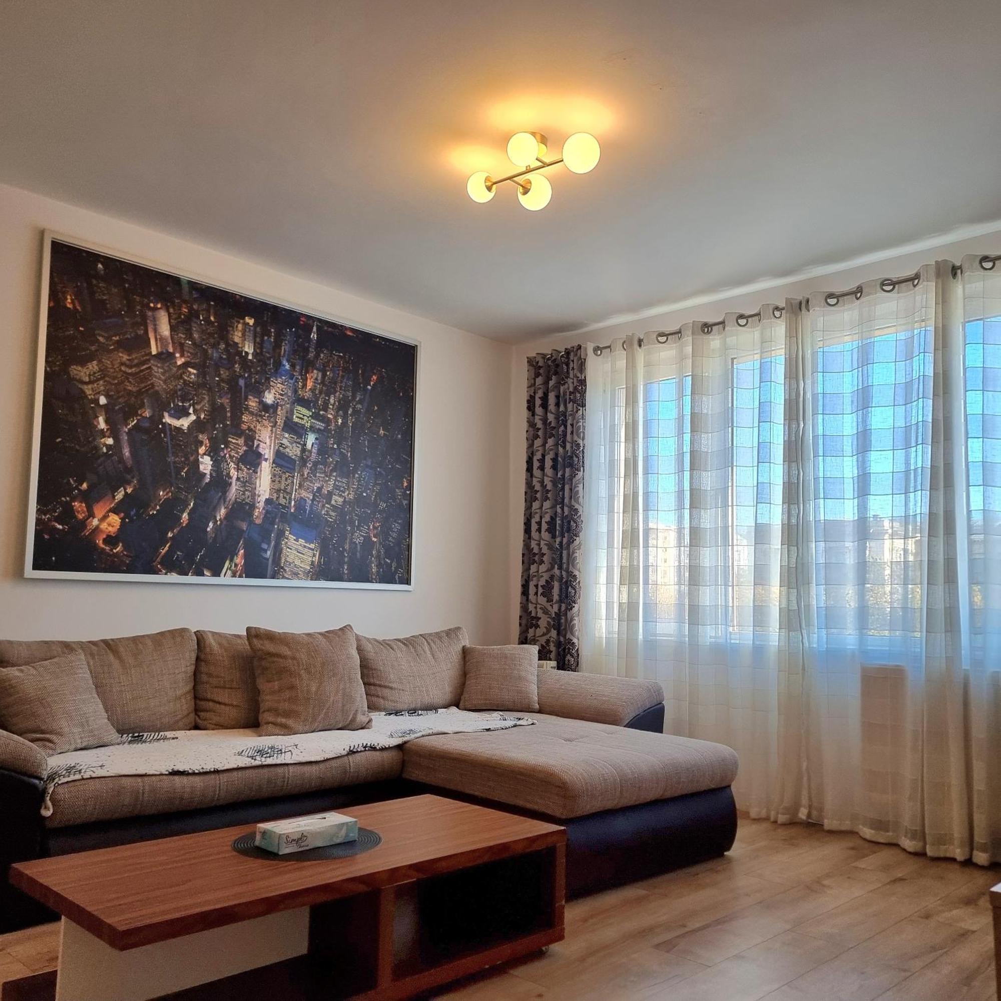 Top Location With Iconic View - Sala Palatului Букурещ Екстериор снимка